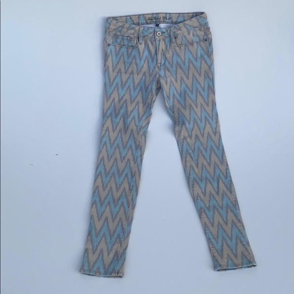Bullhead Black Light Blue chevron jeans - Picture 7 of 8